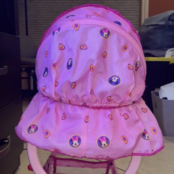 🎀Minnie Mouse doll rocking bed - Picture 4 of 6